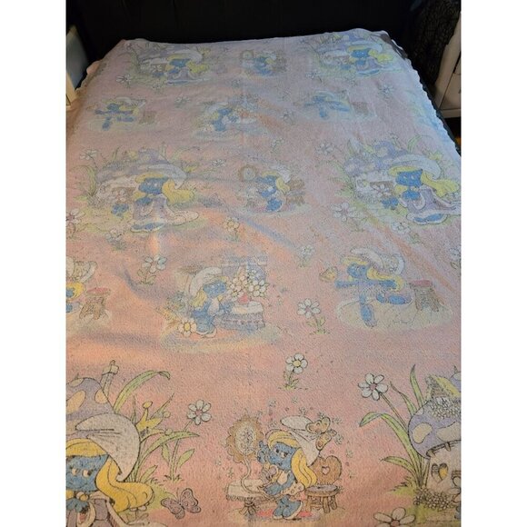 Vintage 80s The Smurfs Cartoon Pink Blanket Smurfette - Picture 2 of 12